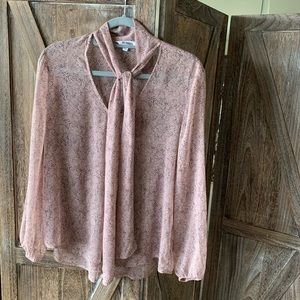 BB Dakota—Tie Neck Blouse